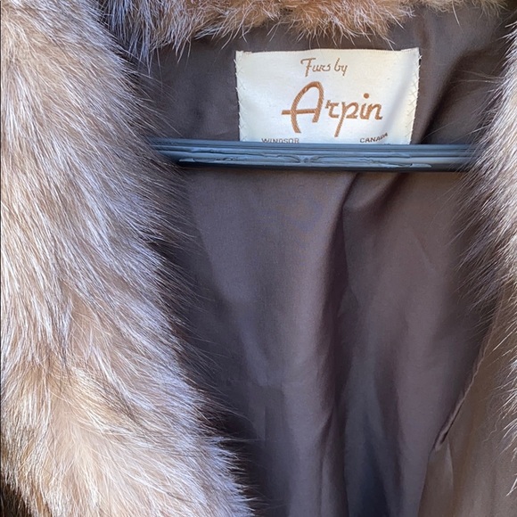 Arpin fur coat - Picture 2 of 5
